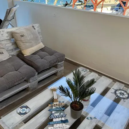 Prázdninový dům Beachfront House Marlot