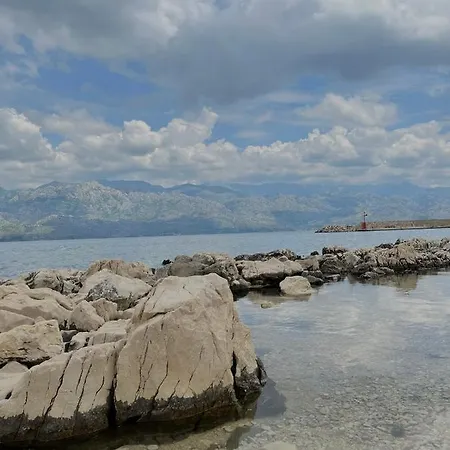 Beachfront House Marlot Ražanac